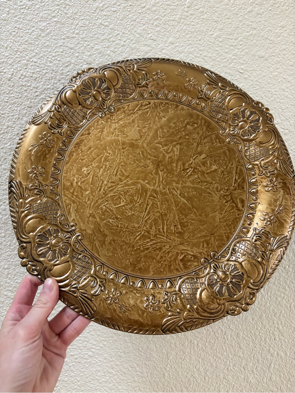 Vintage Gold Decorative Charger Plate - Elegant Home Dining Accent